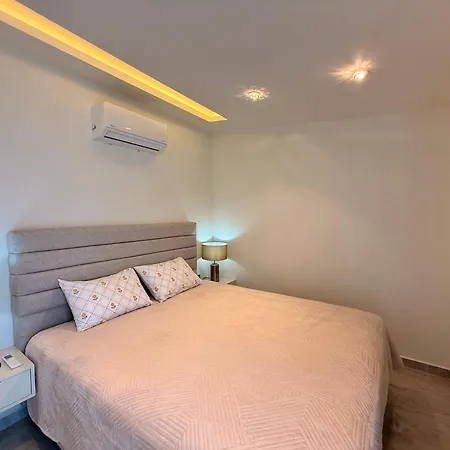 Sa Apartments! Luxury Residence With Private Beach