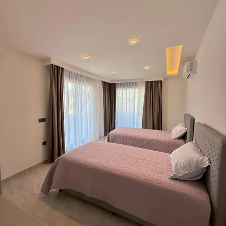Sa Apartment! 2bd Duplex On The Cleopatra Apartment