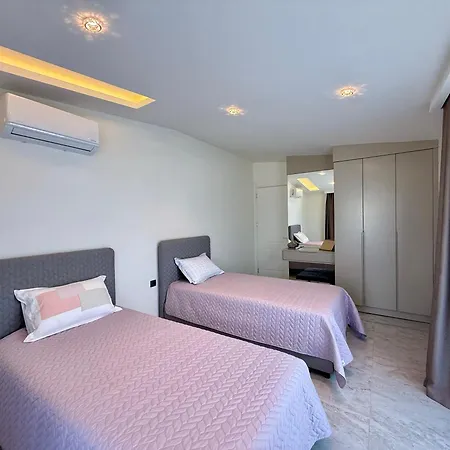 Sa Apartment! 2bd Duplex On The Cleopatra *