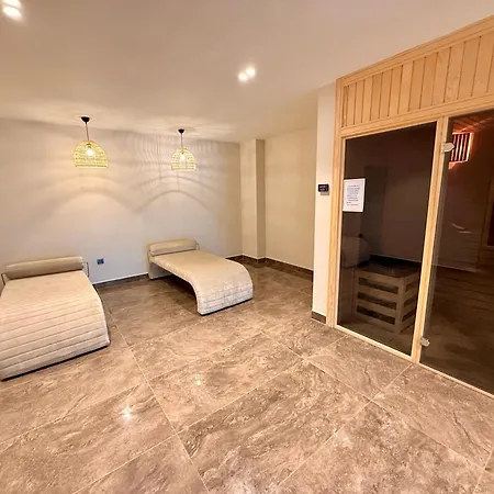 Sa Apartment! 2bd Duplex On The Cleopatra Apartment *