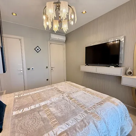 Appartamento Sa Apartments! Luxury With Private *